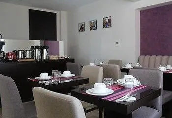 Hotel Jenner Paris