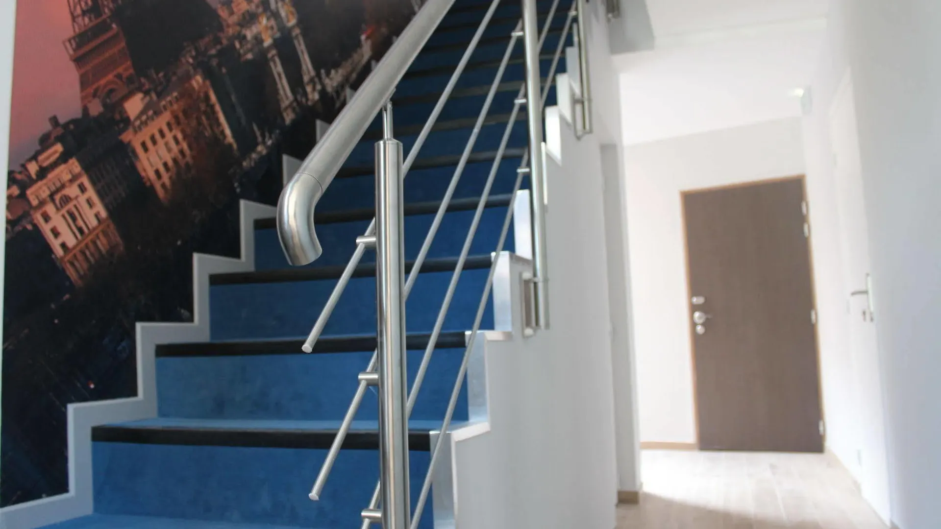 Jenner Hotel 3*